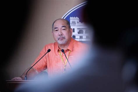 PCSO chairman resigns due to 'health reasons' .
